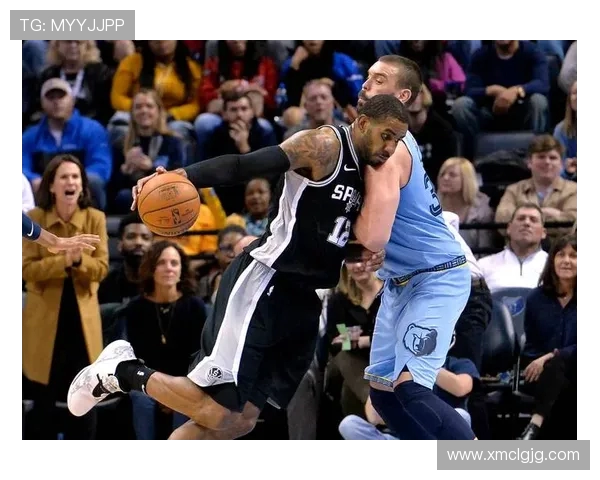 2017年马刺与76人对决回顾：精彩瞬间与战术分析