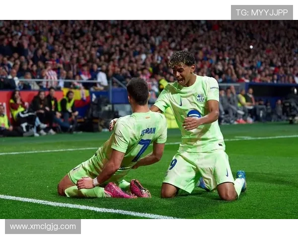 西甲焦点战皇马迎战瓦伦西亚双方争夺三分激战一触即发