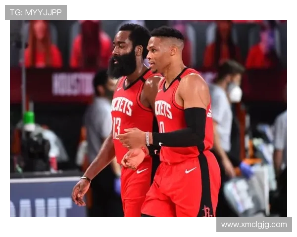 雷霆与火箭激战1226精彩回顾分析球员表现与战术布局