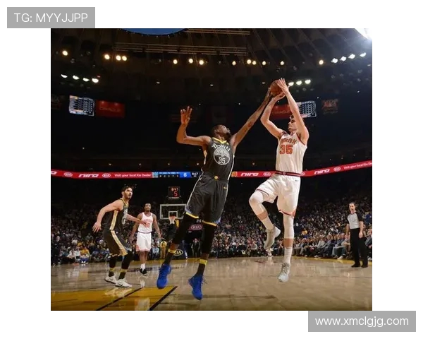 魔术与骑士东部决赛第二场激战回顾球员表现与战术分析