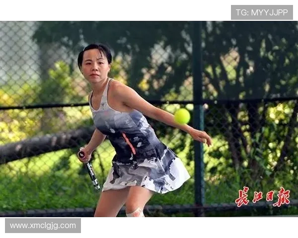 武汉网球队在大师赛中的灵活性展现与战术调整分析