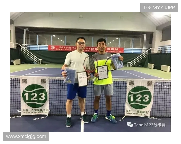 南京网球队在总决赛中的灵活战术与团队配合精彩点评